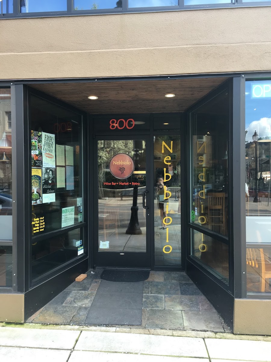 Nebbiolo Restaurant And Wine Bar